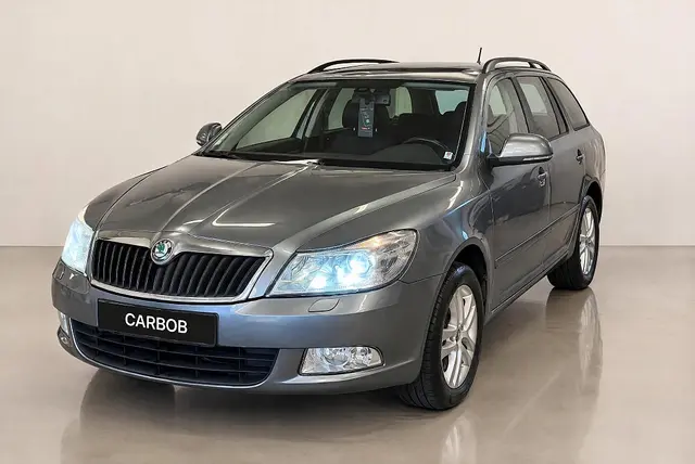 Skoda Octavia Kombi 1.6 TDI Elegance Euro 5